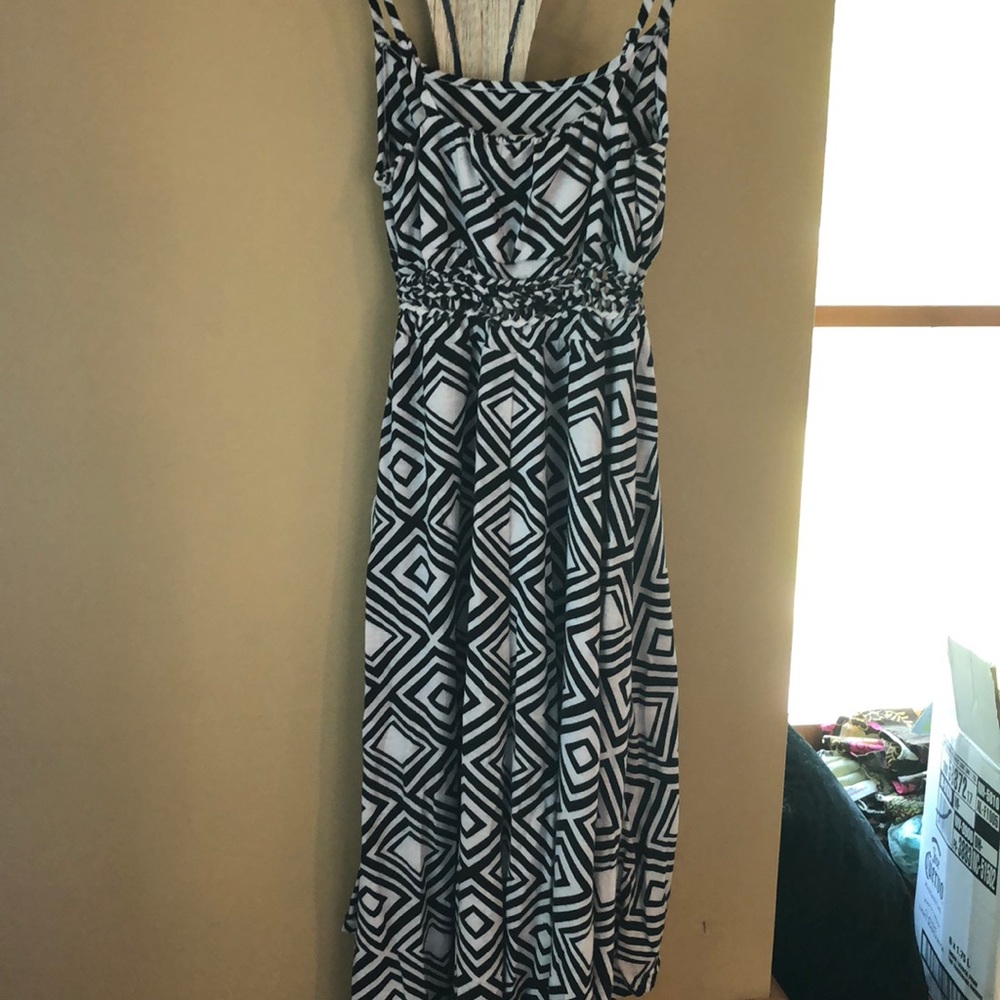 Spring Dress - Picture 2 of 4